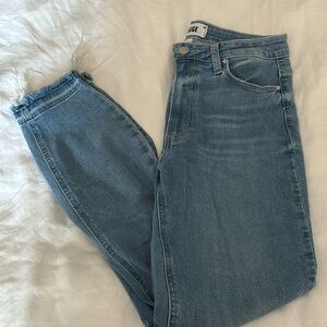 PAIGE Margot Crop denim, size 27